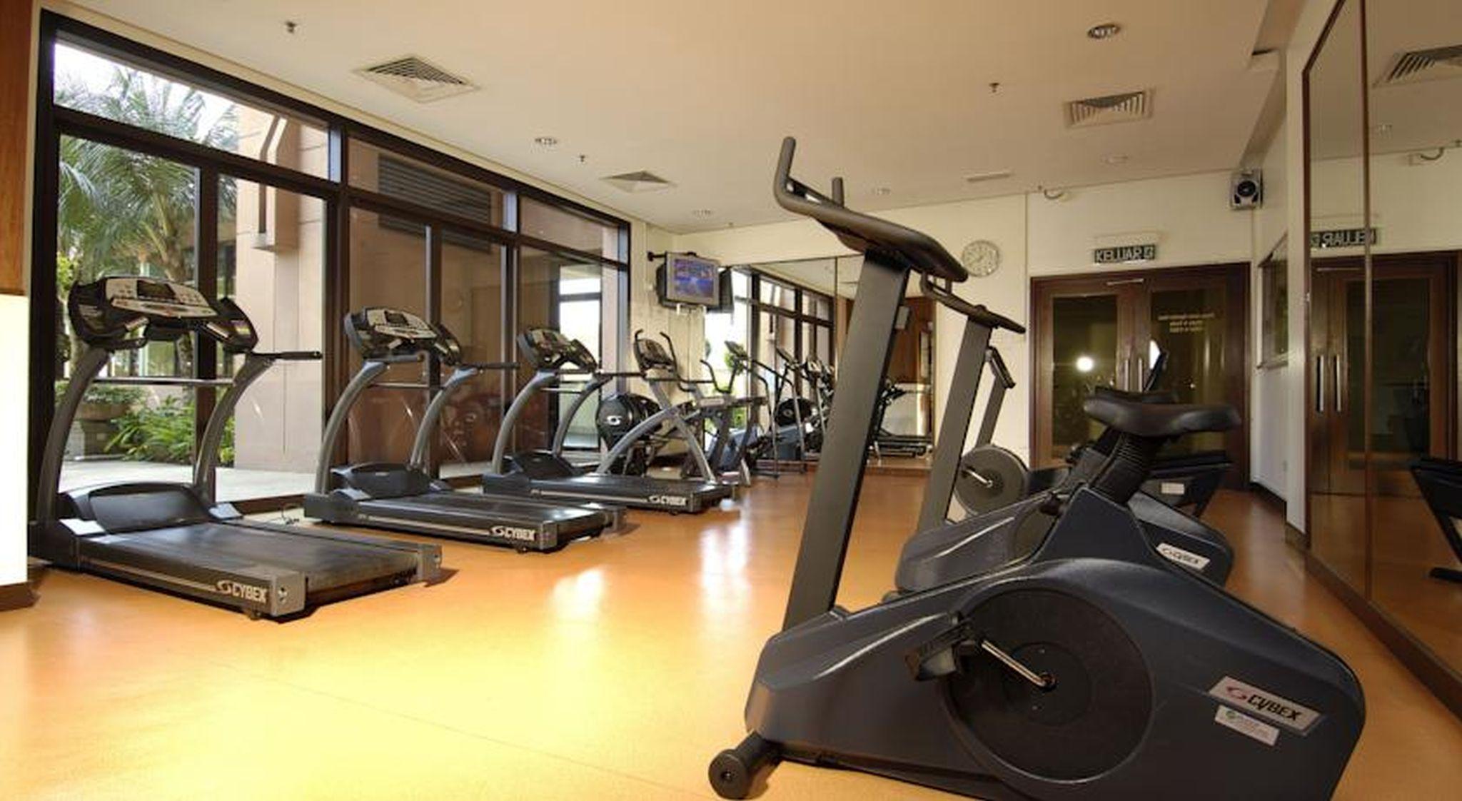 Berjaya Times Square Hotel, Kuala Lumpur Exterior foto The gym at the hotel